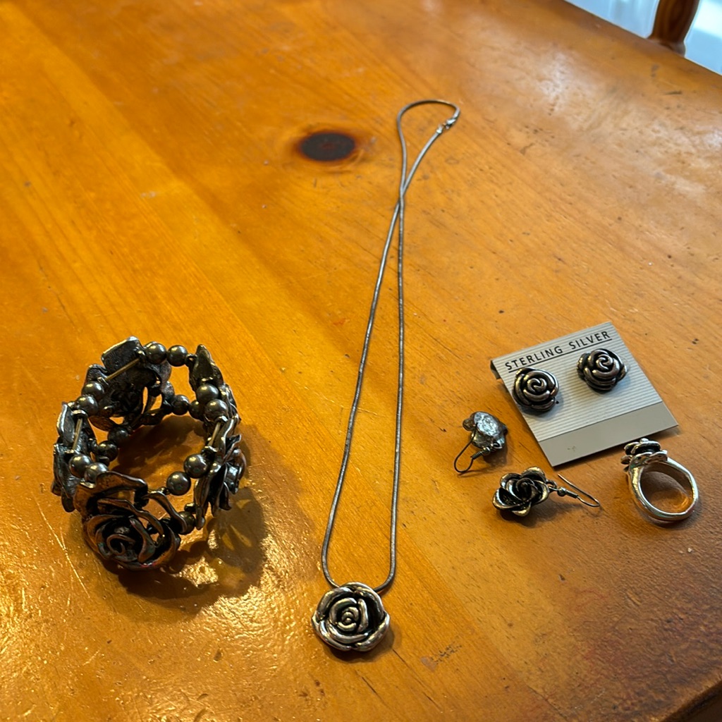 Rose Silver Set